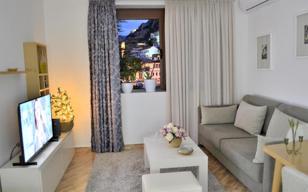 Aria Apartment Berat Kültér fotó